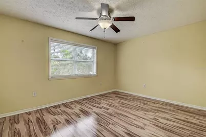 510 Wideview Avenue, Tarpon Springs, FL 34689 - Photo 31