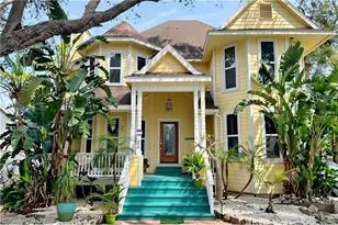510 Wideview Ave, Tarpon Springs, FL 34689 - Photo 1
