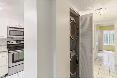 3232 Lake Pine Way E #B1, Tarpon Springs, FL 34688 - Photo 7