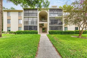 3232 Lake Pine Way E, Tarpon Springs, FL 34688 - Photo 1