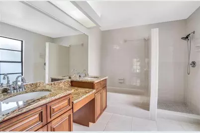 16208 Pebblebrook Drive, Tampa, FL 33624 - Photo 17