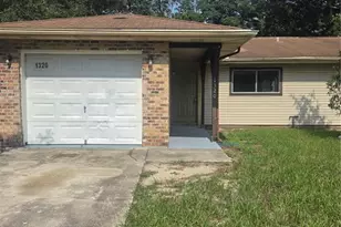1320 Markham Ave, Spring Hill, FL 34606 - Photo 1