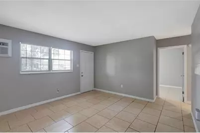 10315 N 9th Street #A, Tampa, FL 33612 - Photo 7