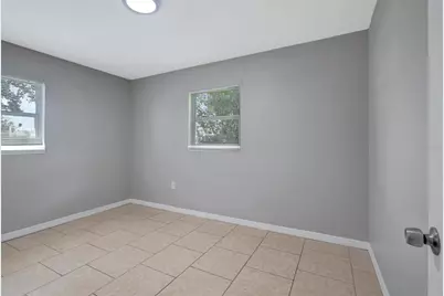 10315 N 9th Street #A, Tampa, FL 33612 - Photo 13