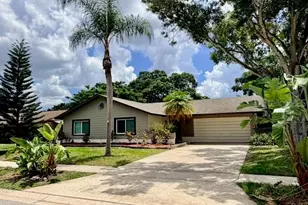 1583 Redwood Ave, Dunedin, FL 34698 - Photo 1