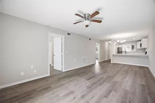39132 Co Rd 54, Zephyrhills, FL 33542 - Photo 13
