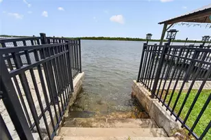 3422 W Shell Point Rd, Ruskin, FL 33570 - Photo 77