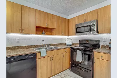 21032 Voyager Blvd #8, Land O Lakes, FL 34638 - Photo 15