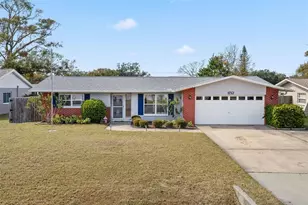 1712 Thomas Dr, Clearwater, FL 33759 - Photo 1