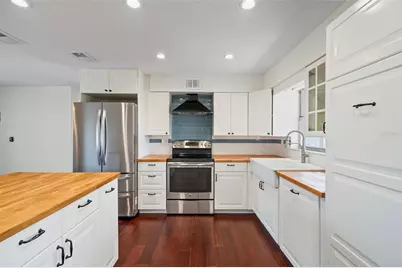 1712 Thomas Drive, Clearwater, FL 33759 - Photo 3