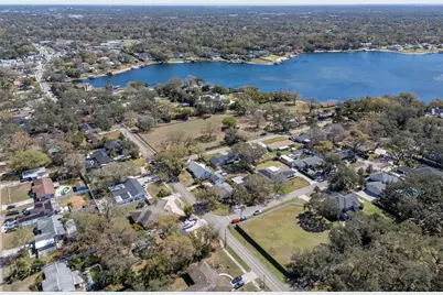 2535 Lake Ellen Drive, Tampa, FL 33618 - Photo 19