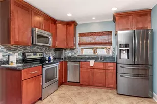 2535 Lake Ellen Dr, Tampa, FL 33618 - Photo 29