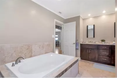 2535 Lake Ellen Drive, Tampa, FL 33618 - Photo 15