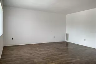 8126 112th St, Seminole, FL 33772 - Photo 3