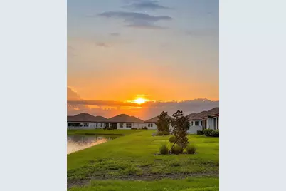 17307 Blue Walk Street, Wimauma, FL 33598 - Photo 3