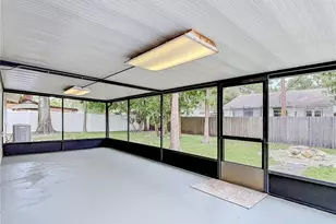 11007 Airview Dr, Tampa, FL 33625 - Photo 45
