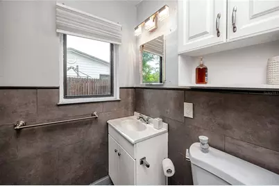 755 43rd Street N, Saint Petersburg, FL 33713 - Photo 27