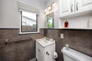 755 43rd Street N, Saint Petersburg, FL 33713 - Photo 27
