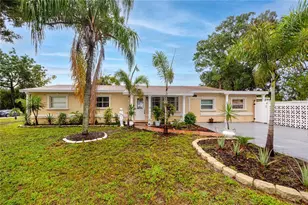 755 43rd Street N, Saint Petersburg, FL 33713 - Photo 1