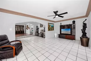 755 43rd Street N, Saint Petersburg, FL 33713 - Photo 9