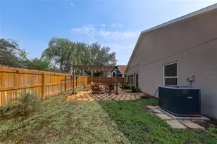 8422 Poydras Ln, Tampa, FL 33635 - Photo 47