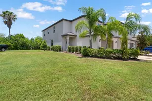 635 Royal Empress Dr, Ruskin, FL 33570 - Photo 3