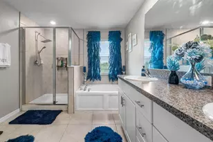 635 Royal Empress Dr, Ruskin, FL 33570 - Photo 19