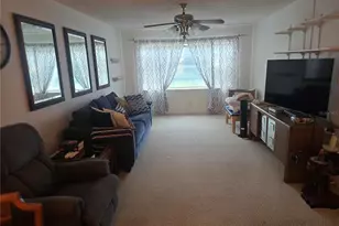 5356 81st St N, Saint Petersburg, FL 33709 - Photo 11