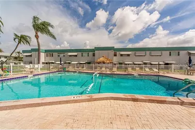 5356 81st Street N #15, Saint Petersburg, FL 33709 - Photo 5