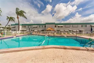 5356 81st St N, Saint Petersburg, FL 33709 - Photo 5