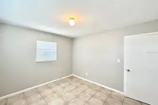 673 59th St S, Saint Petersburg, FL 33707 - Photo 25