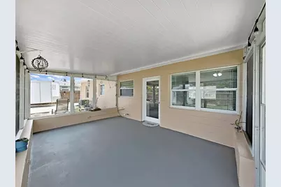 5931 49th Avenue N, Saint Petersburg, FL 33709 - Photo 33