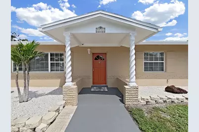 5931 49th Avenue N, Saint Petersburg, FL 33709 - Photo 3