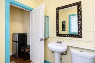 4929 N River Shore Dr, Tampa, FL 33603 - Photo 59