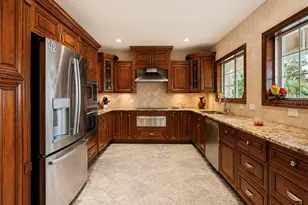 4929 N River Shore Dr, Tampa, FL 33603 - Photo 29