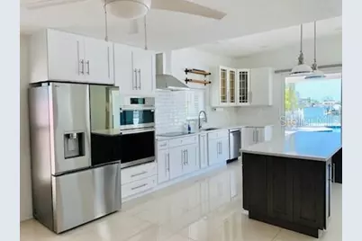 14162 W Parsley Drive, Madeira Beach, FL 33708 - Photo 5