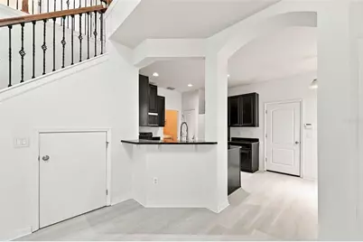 5156 Bay Isle Circle, Clearwater, FL 33760 - Photo 7
