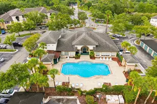 17104 Carrington Park Dr, Tampa, FL 33647 - Photo 3