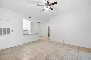 17104 Carrington Park Dr, Tampa, FL 33647 - Photo 11