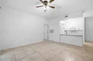 17104 Carrington Park Dr, Tampa, FL 33647 - Photo 23