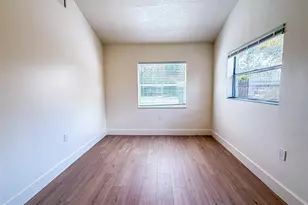 4211 W Bay View Ave, Tampa, FL 33611 - Photo 15