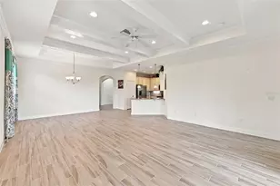 623 Chipper Dr, Sun City Center, FL 33573 - Photo 5