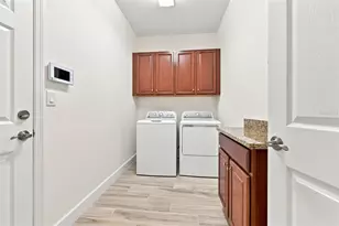 623 Chipper Dr, Sun City Center, FL 33573 - Photo 21