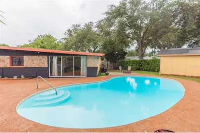 8813 SE Flame Vine Avenue, Seminole, FL 33777 - Photo 33