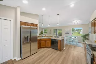 7811 Princeton Manor Cir, Lakeland, FL 33809 - Photo 21
