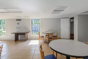 4965 Puritan Cir, Tampa, FL 33617 - Photo 23