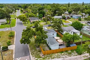 1701 41st St S, Saint Petersburg, FL 33711 - Photo 33