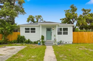 1701 41st St S, Saint Petersburg, FL 33711 - Photo 1