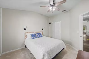 9402 Hunters Pond Dr, Tampa, FL 33647 - Photo 25