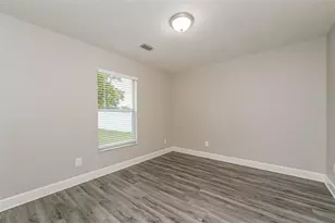 162 Hidden Pointe Ln, Groveland, FL 34736 - Photo 21